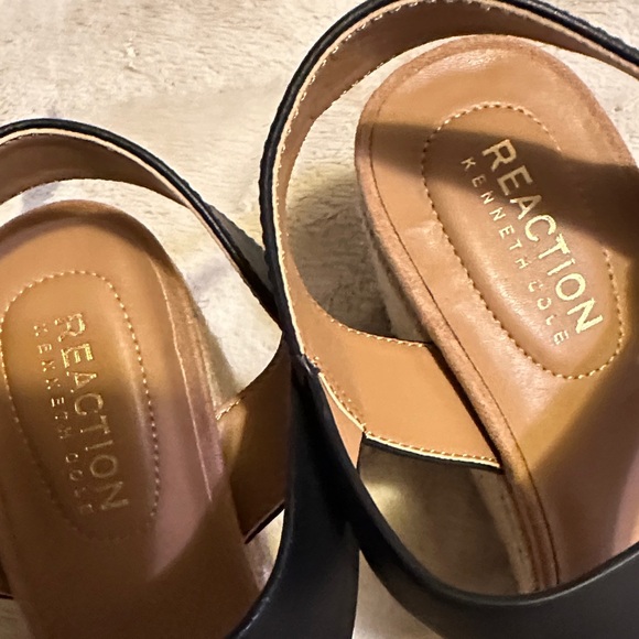 Kenneth Cole Reaction Black and Tan Wedge Sandals - Picture 5 of 10